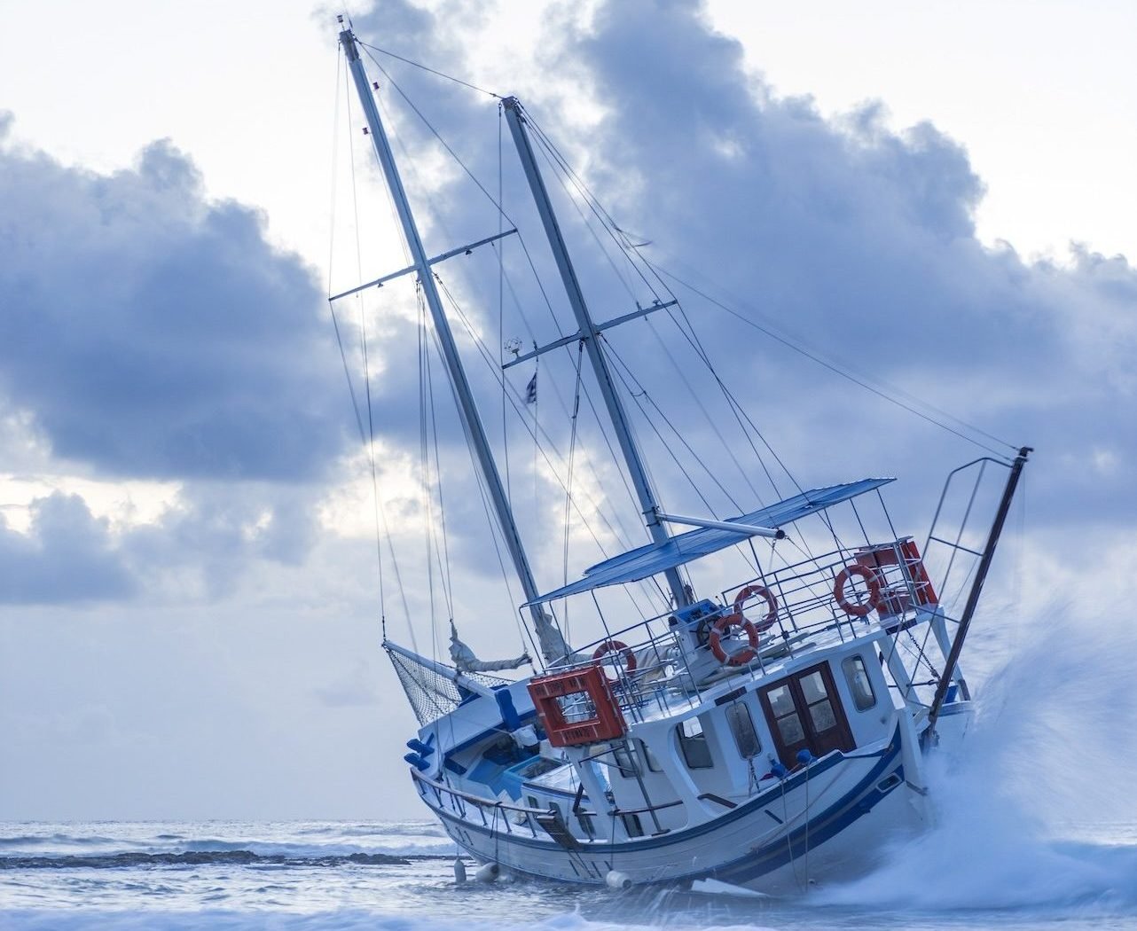 Fishing boat shipwreck; passengers in need of a florida boat accident lawyer